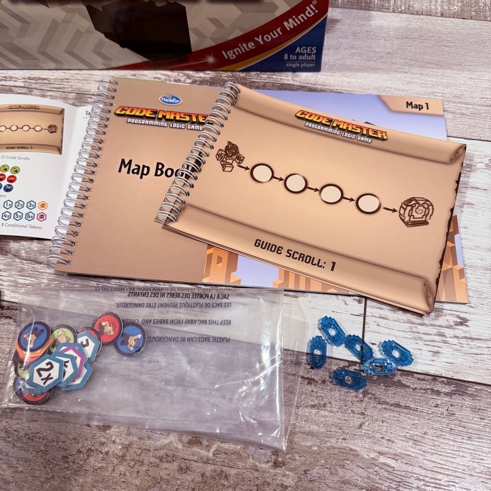 ThinkFun Code Master‎ Programming Logic Game - Picture 4 of 4